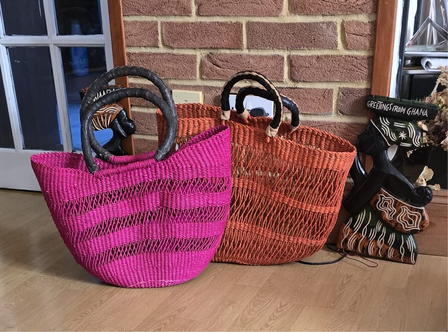 Large ‘air condition’ woven basket bag