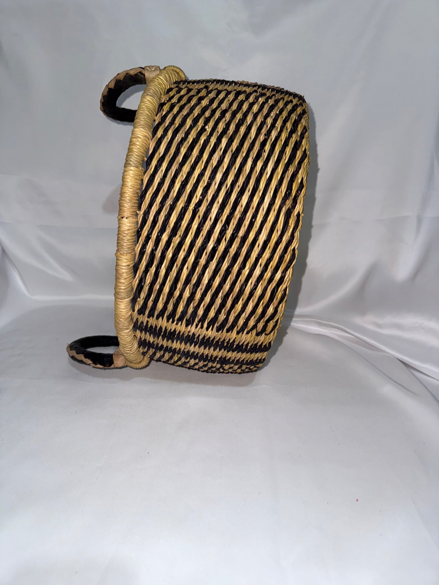 Round Storage flexi-handle basket (medium)