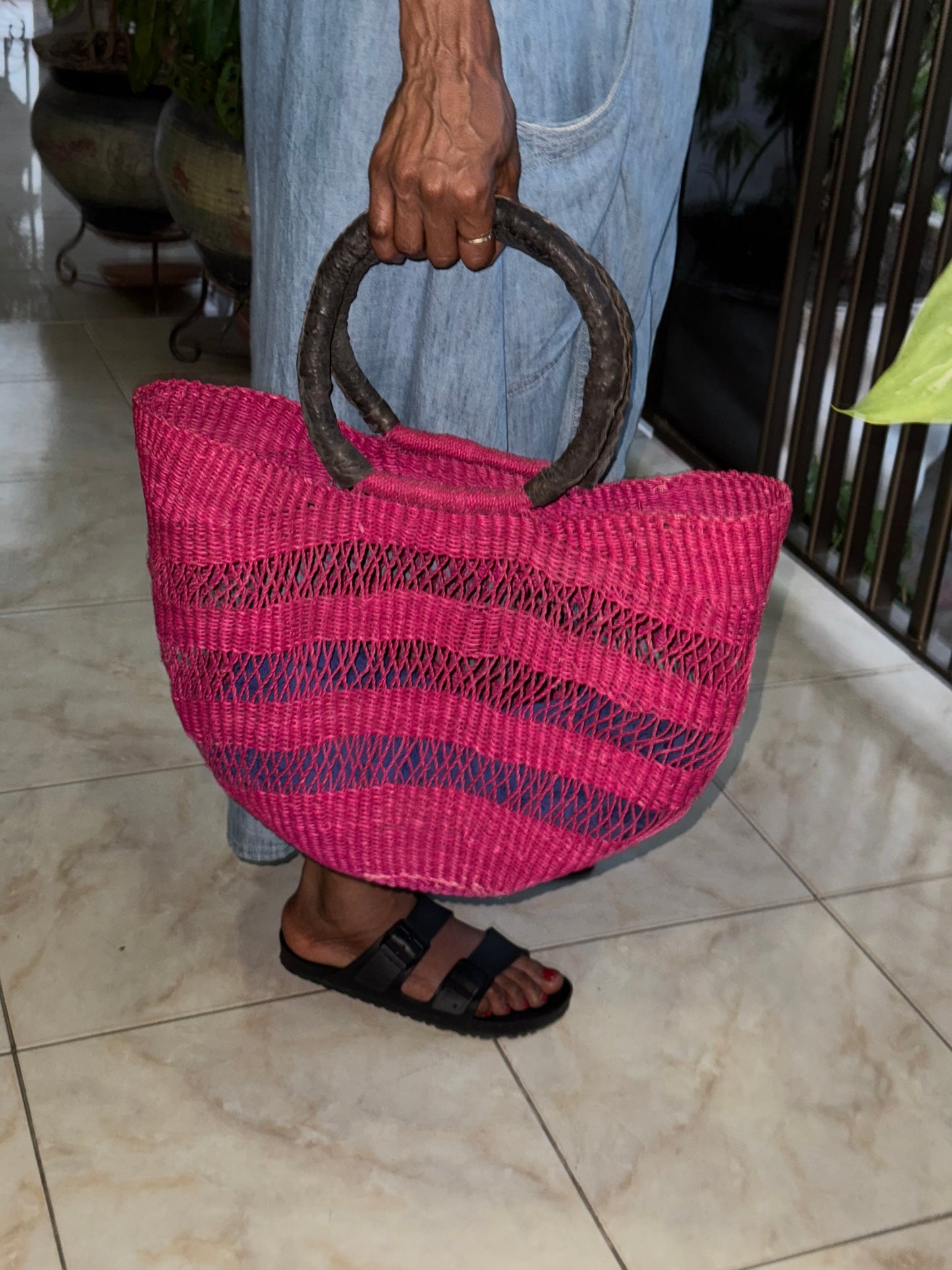 Large ‘air condition’ woven basket bag
